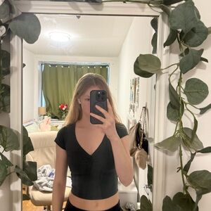 Brandy Melville shirt